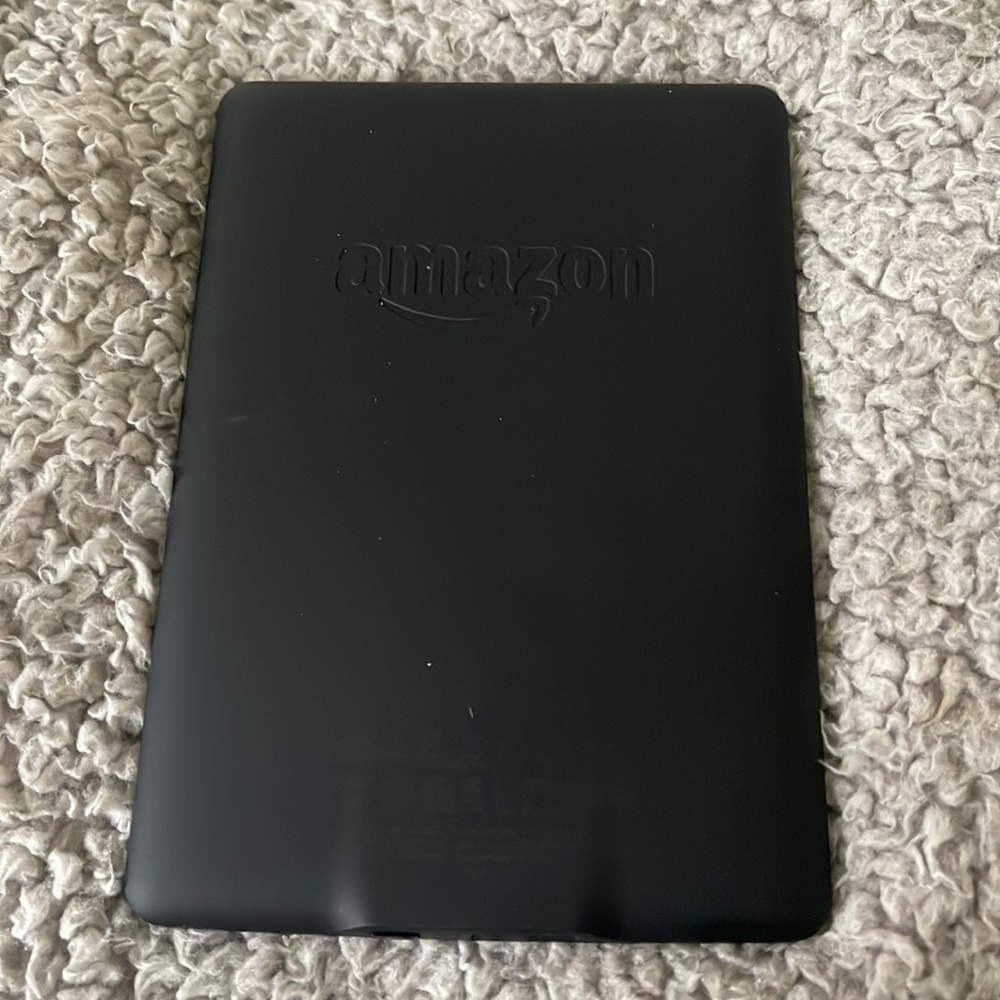 Kindle - Picture 3 of 5